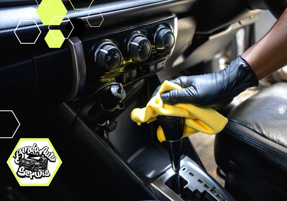 czyszczenie i pranie tapicerki samochodu warszawa